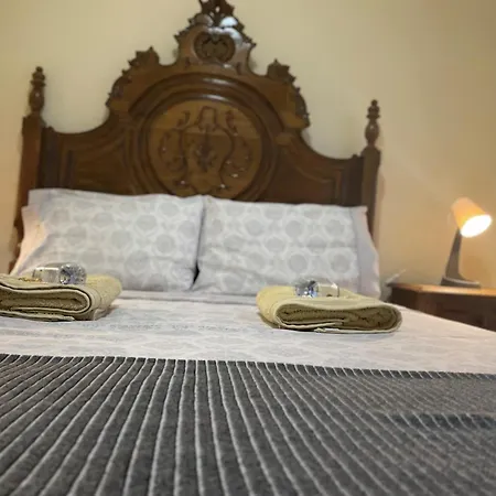 Imaculada Royal - Centro De Braga, Historico Quarto em Acomodações Particulares *