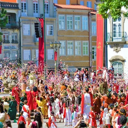 Imaculada Royal - Cobramos Estacionamento - Precisa Reservar Homestay Braga